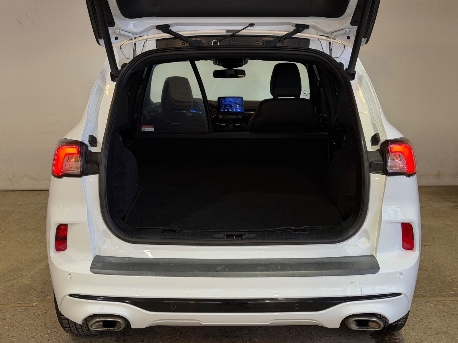 Ford Kuga PHEV ST-Line CVT Van