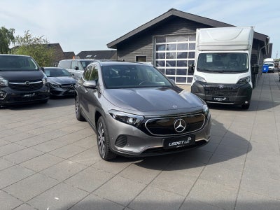 Mercedes EQA300  4Matic 5d