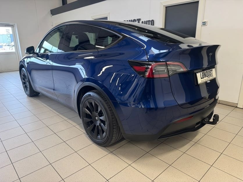 Tesla Model Y Long Range RWD