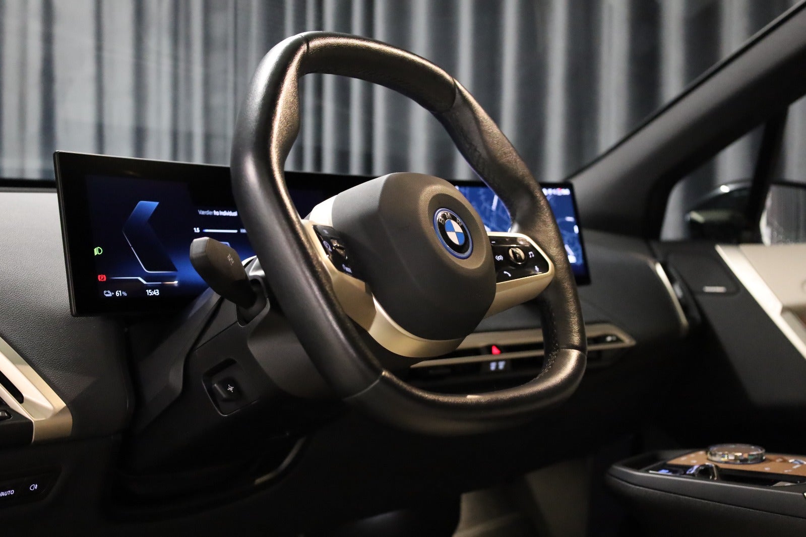 BMW iX xDrive40 Fully Charged Sport