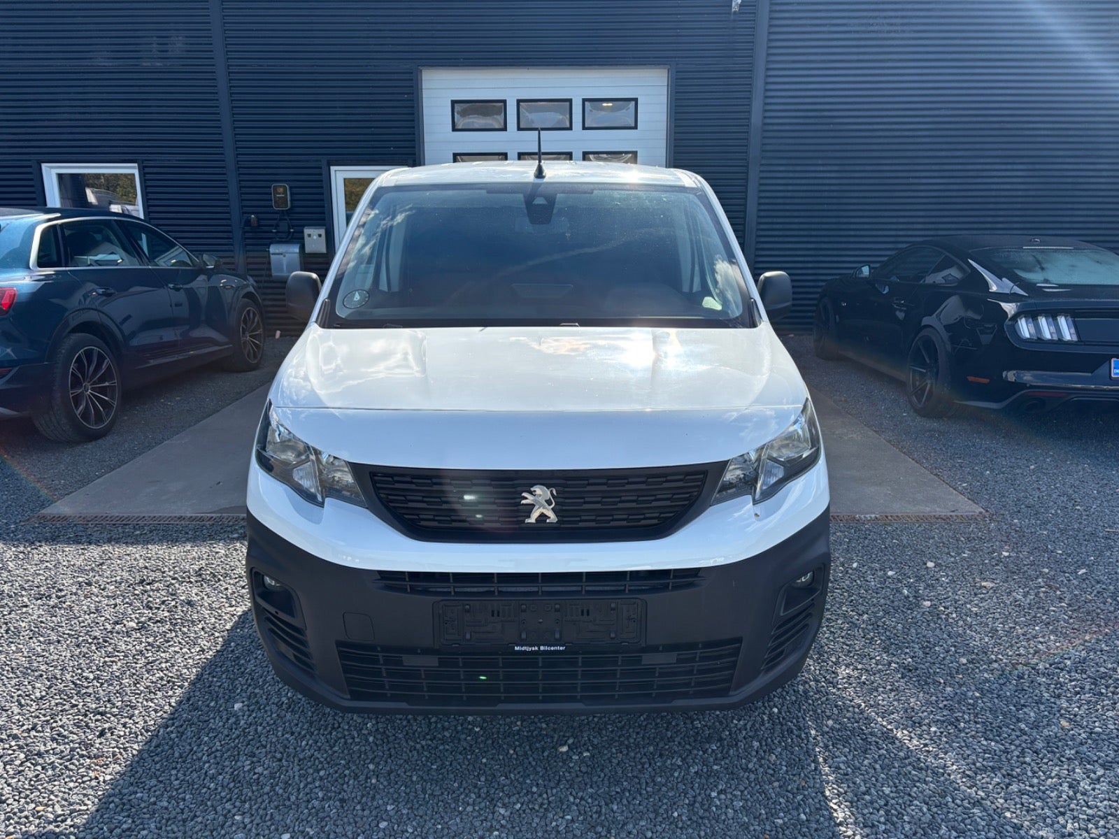 Peugeot Partner BlueHDi 100 L1V1 Plus Pro Van