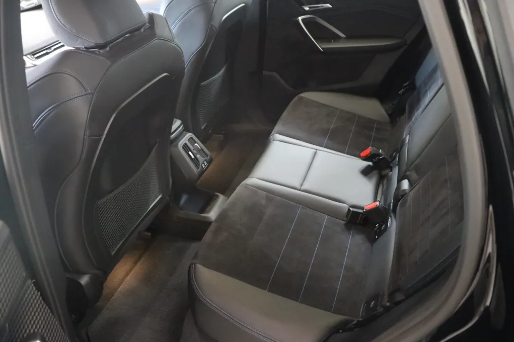 BMW iX1 xDrive30 M-Sport