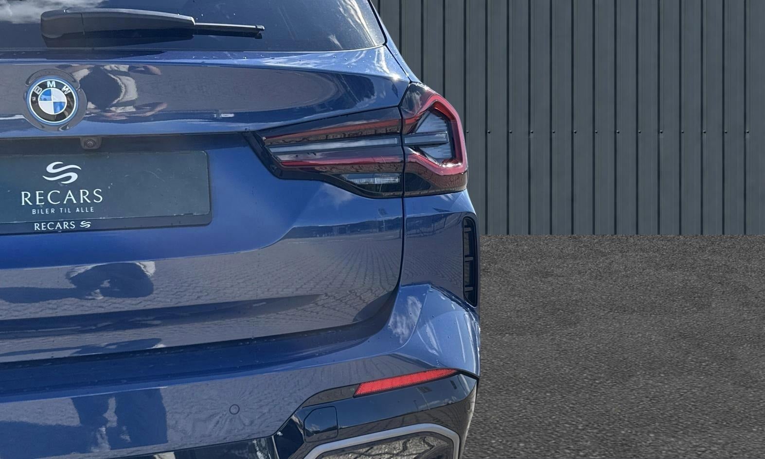 BMW iX3 Charged Plus M-Sport thumbnail 5