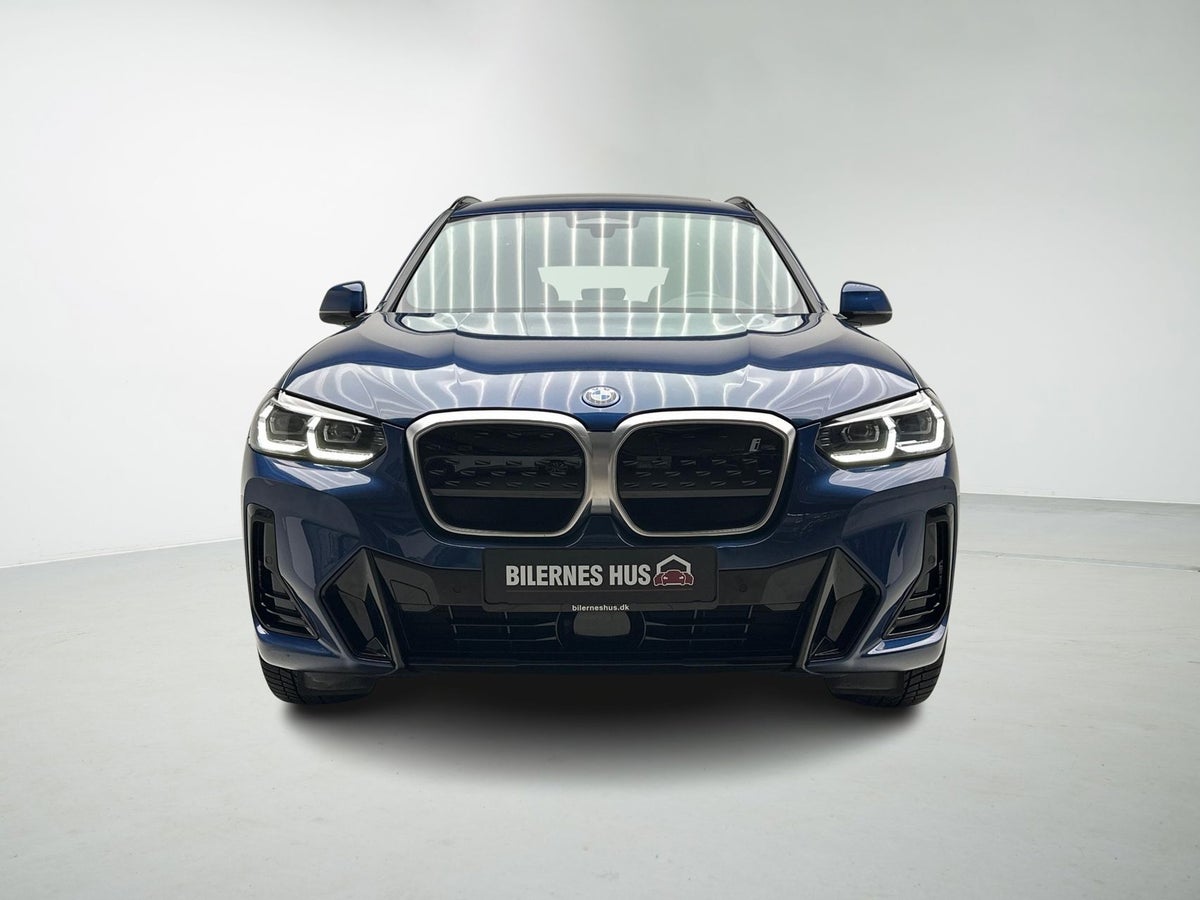 BMW iX3 Charged M-Sport billede 6