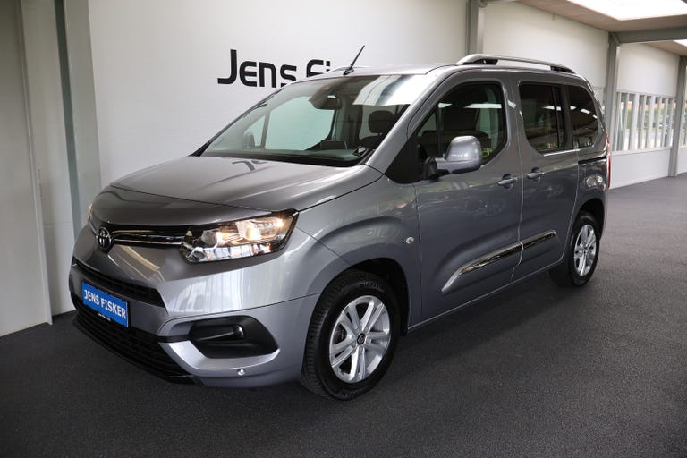 Toyota ProAce City Verso D 102 Medium Family