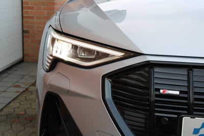 Audi e-tron S-line quattro