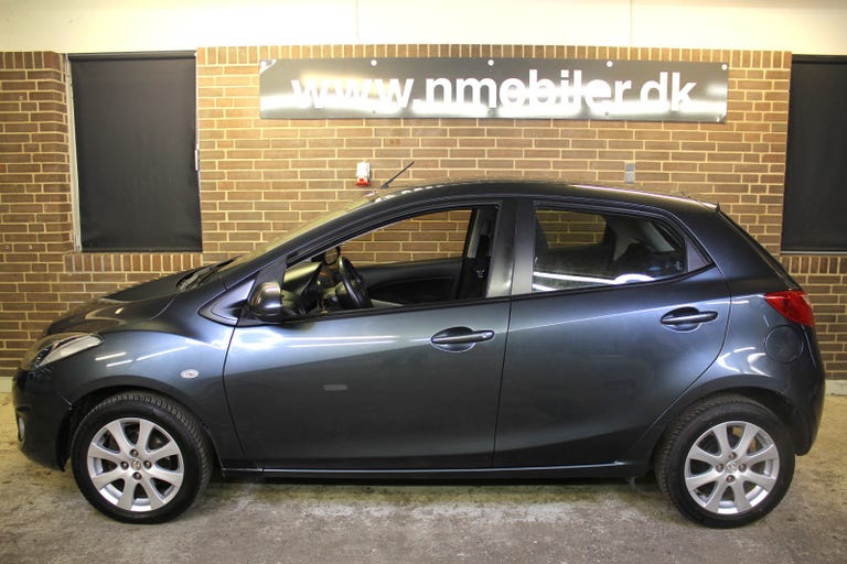 Mazda 2 Takara Edition