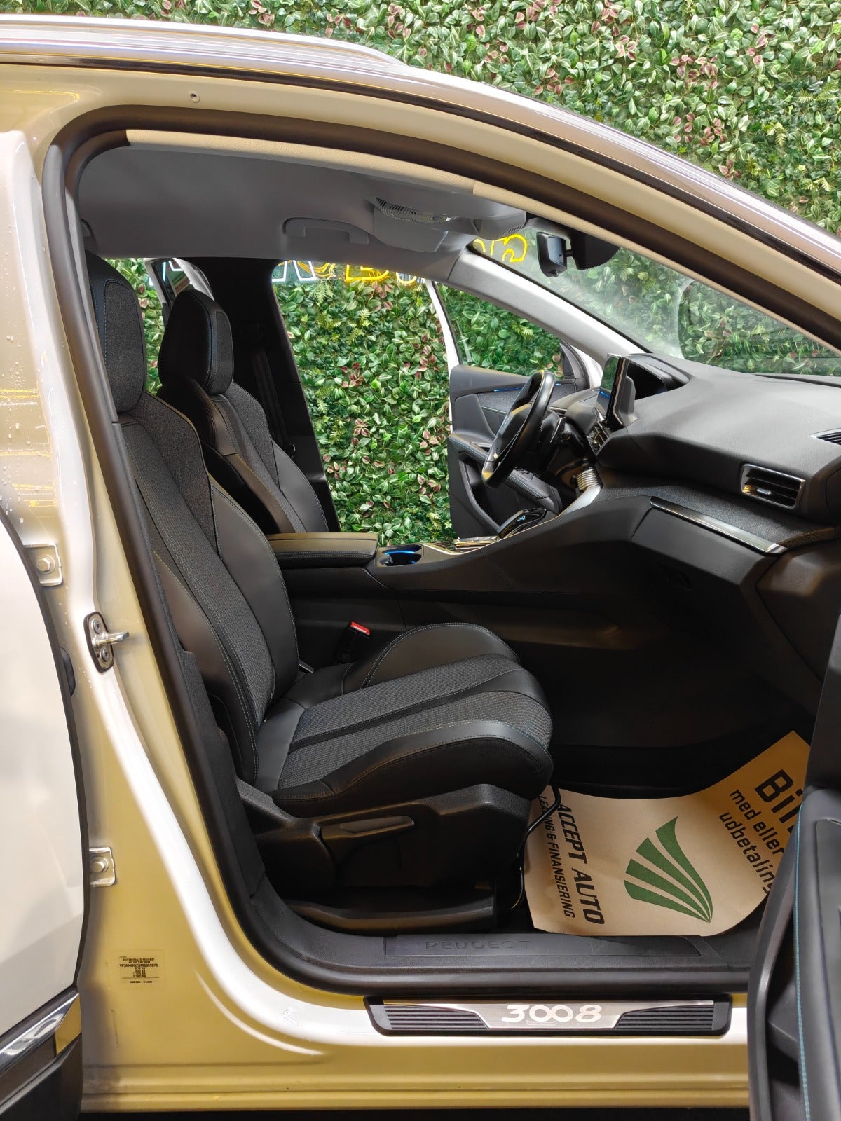 Billede af Peugeot 3008 1,6 Hybrid Allure Pack EAT8