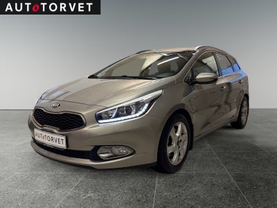 Kia Ceed 1,6 CRDi 128 Premium SW 5d