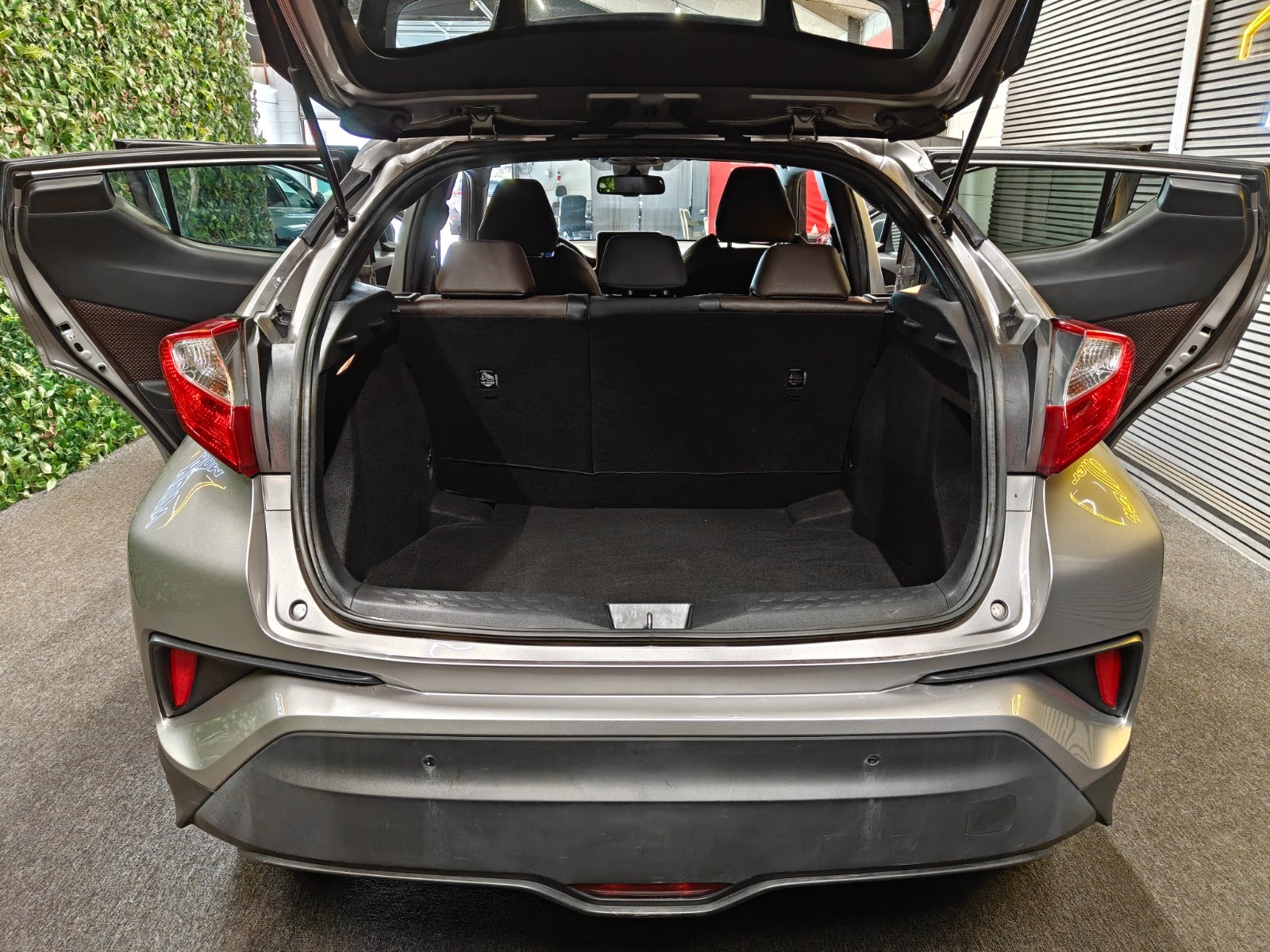 Billede af Toyota C-HR 1,8 Hybrid C-HIC CVT