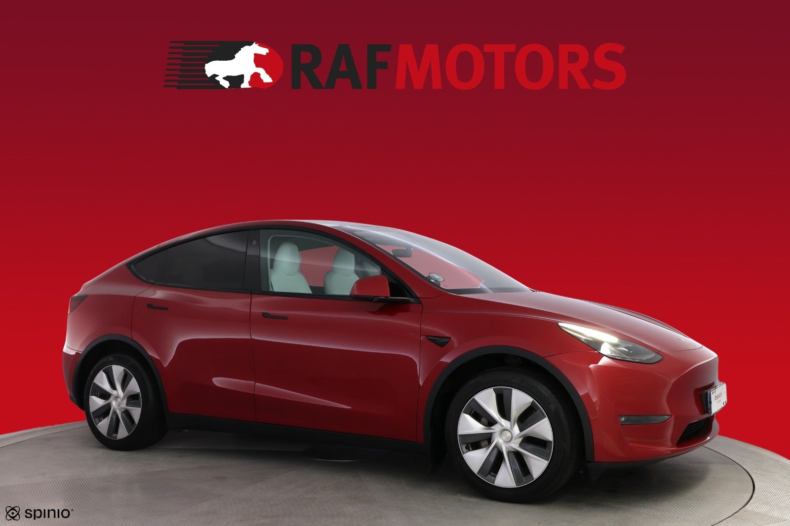 Tesla Model Y Long Range AWD