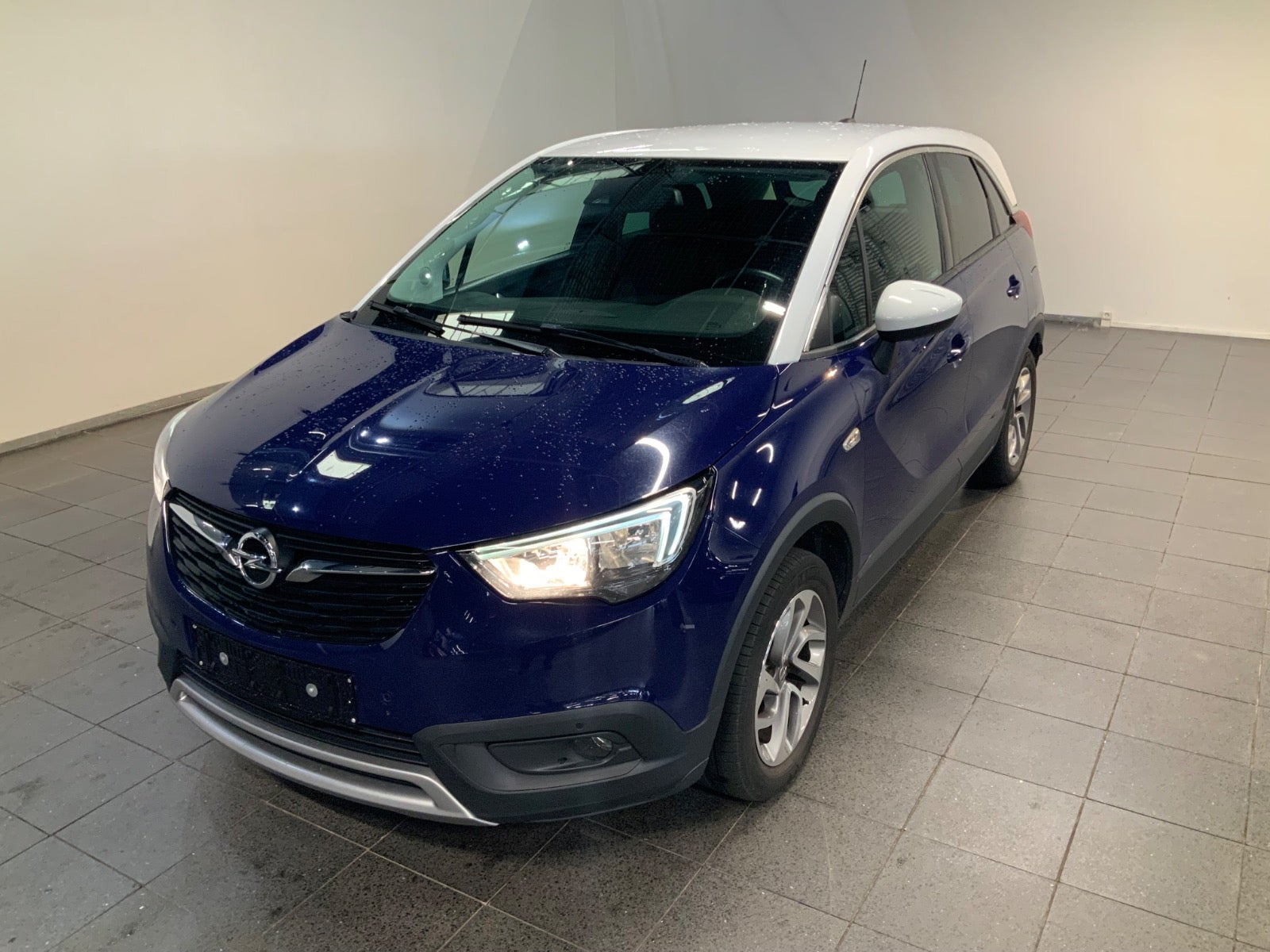 Opel Crossland X (1/8)