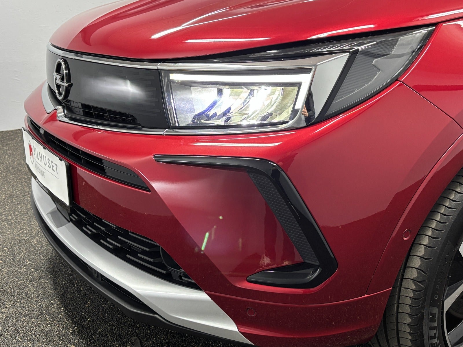 Billede af Opel Grandland 1,6 Hybrid Ultimate aut.