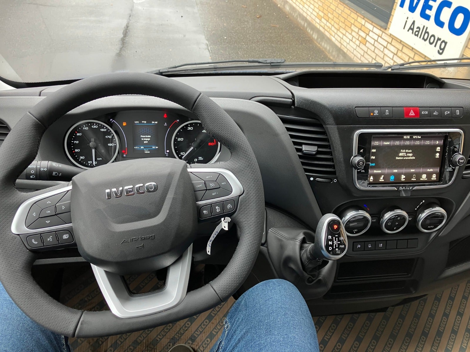 Billede af Iveco Daily 3,0 35S18 9m³ Van AG8