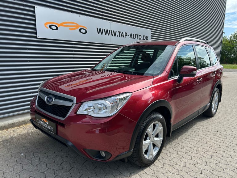 Subaru Forester D XS CVT AWD