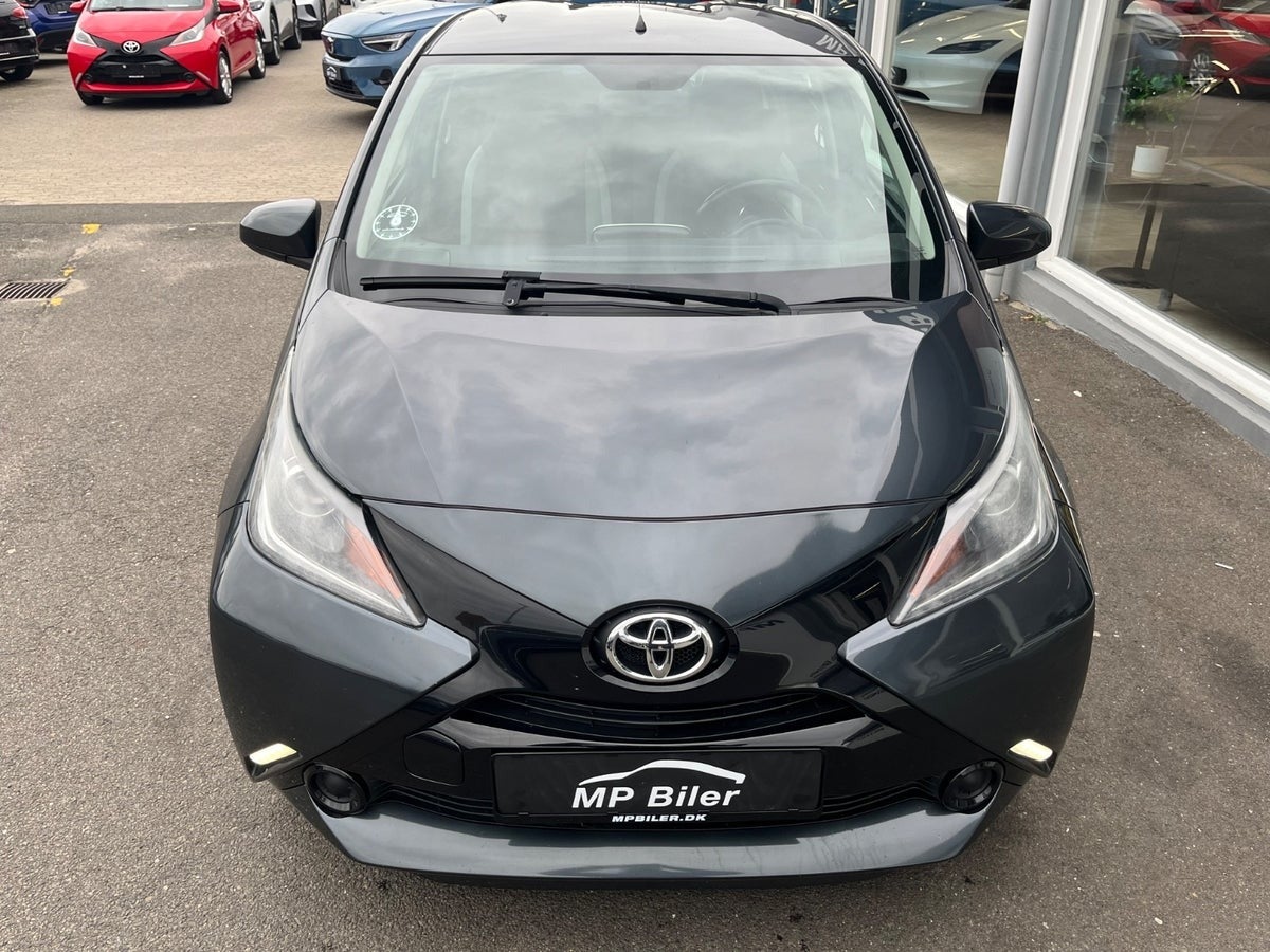 Billede af Toyota Aygo 1,0 VVT-i x-black II x-shift
