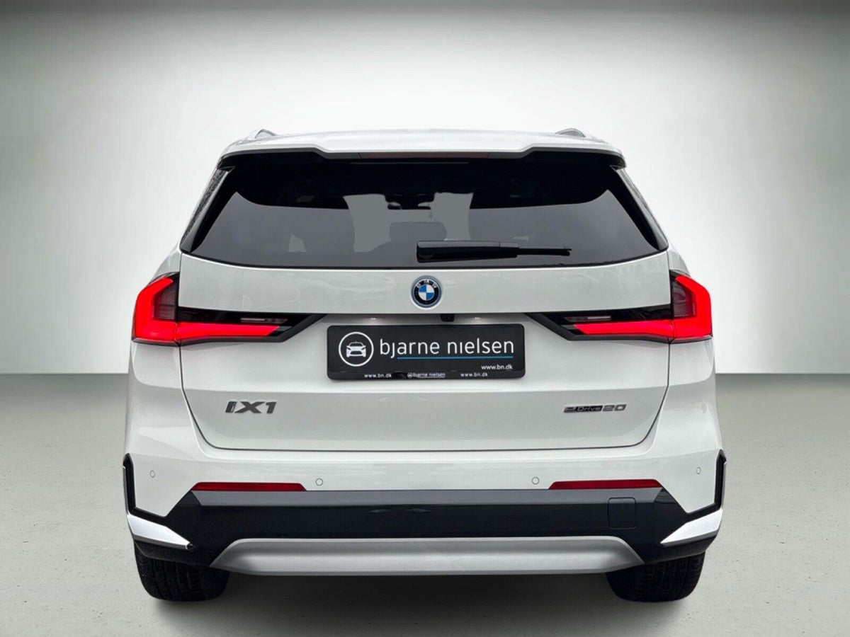 BMW iX1 eDrive20 X-Line billede 5