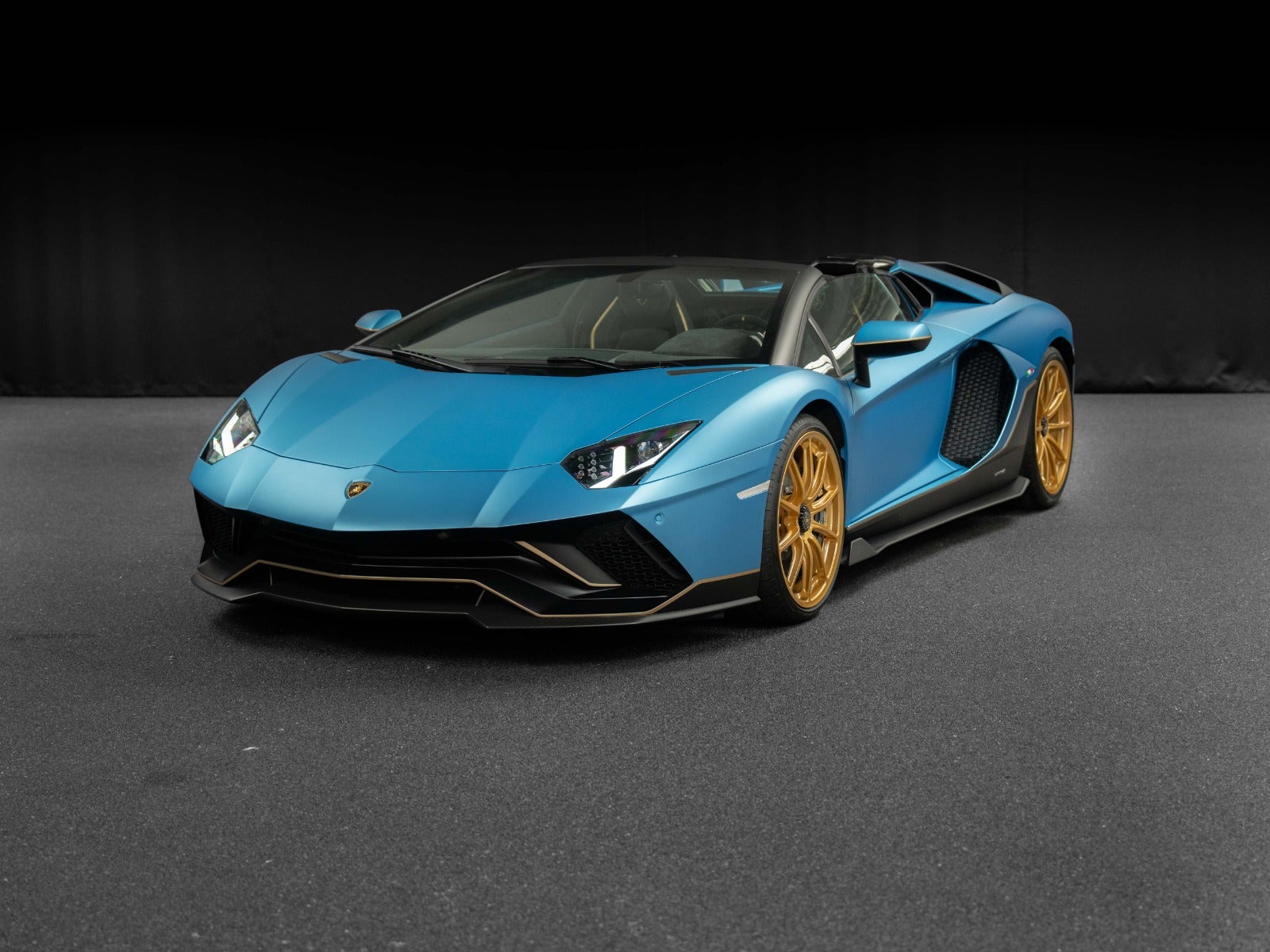 Lamborghini Aventador