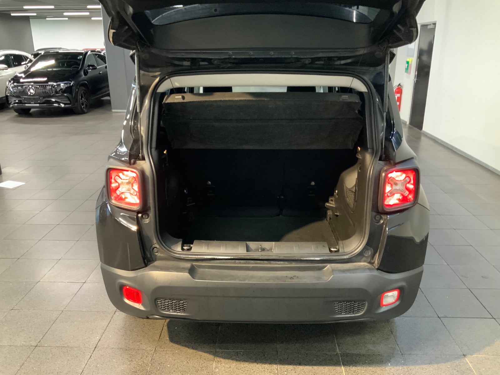 Jeep Renegade (5/8)