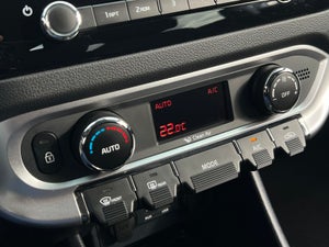 Kia Rio CVVT Attraction