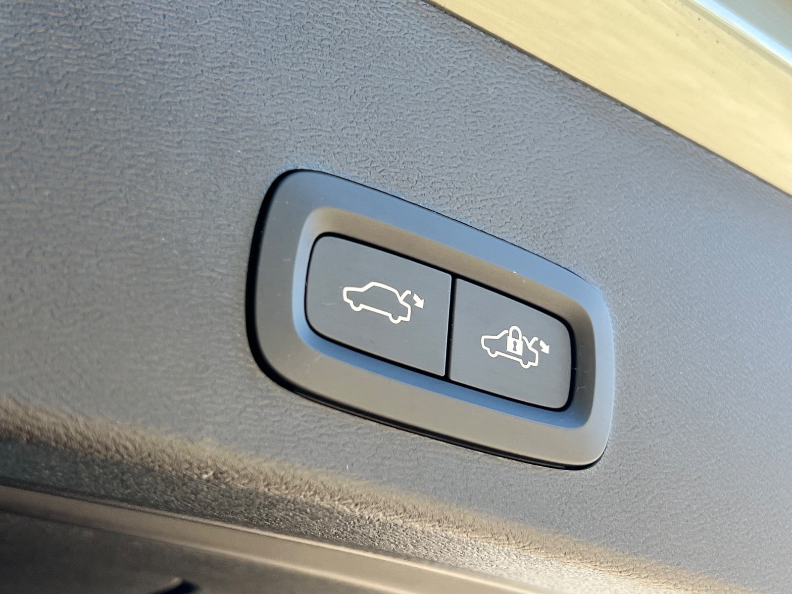 Volvo XC40 P6 ReCharge Plus