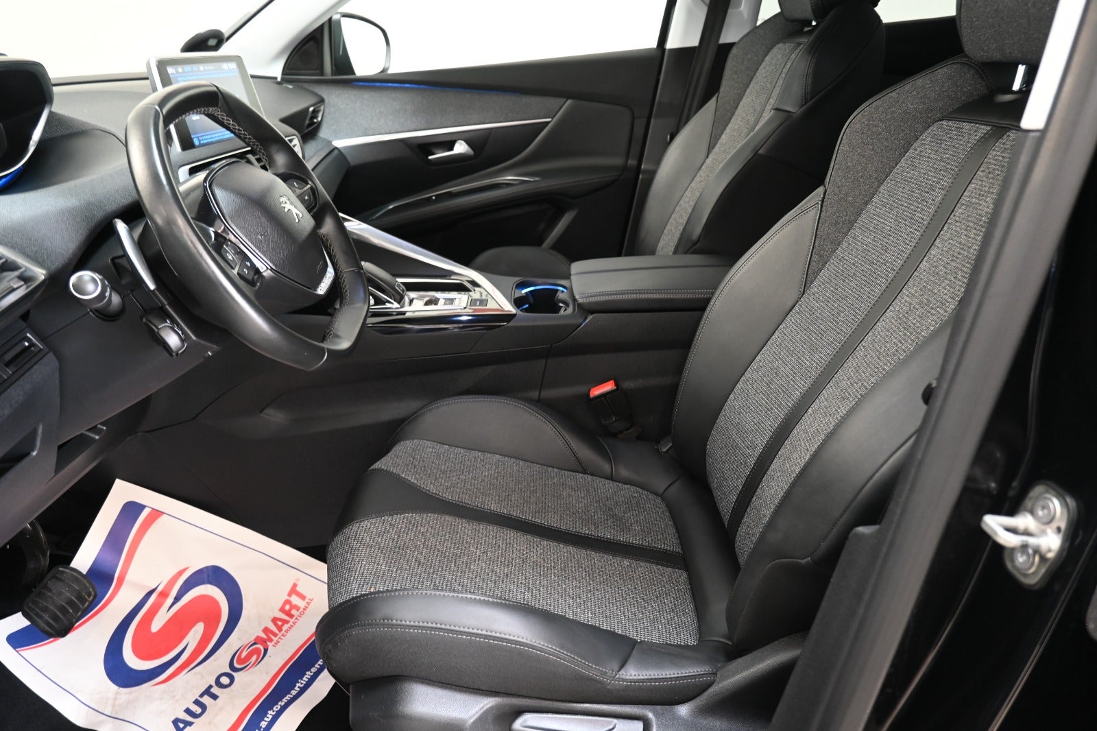 Peugeot 3008 PureTech 130 Allure EAT8