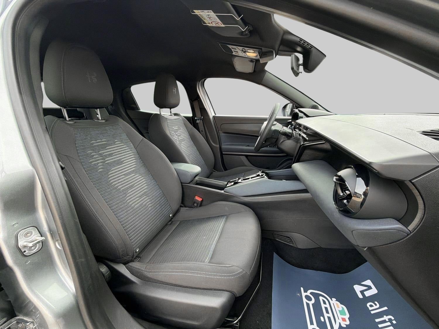 Billede af Alfa Romeo Junior Elettrica Core