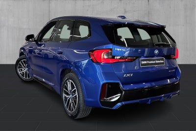 BMW iX1 eDrive20 M-Sport - 2