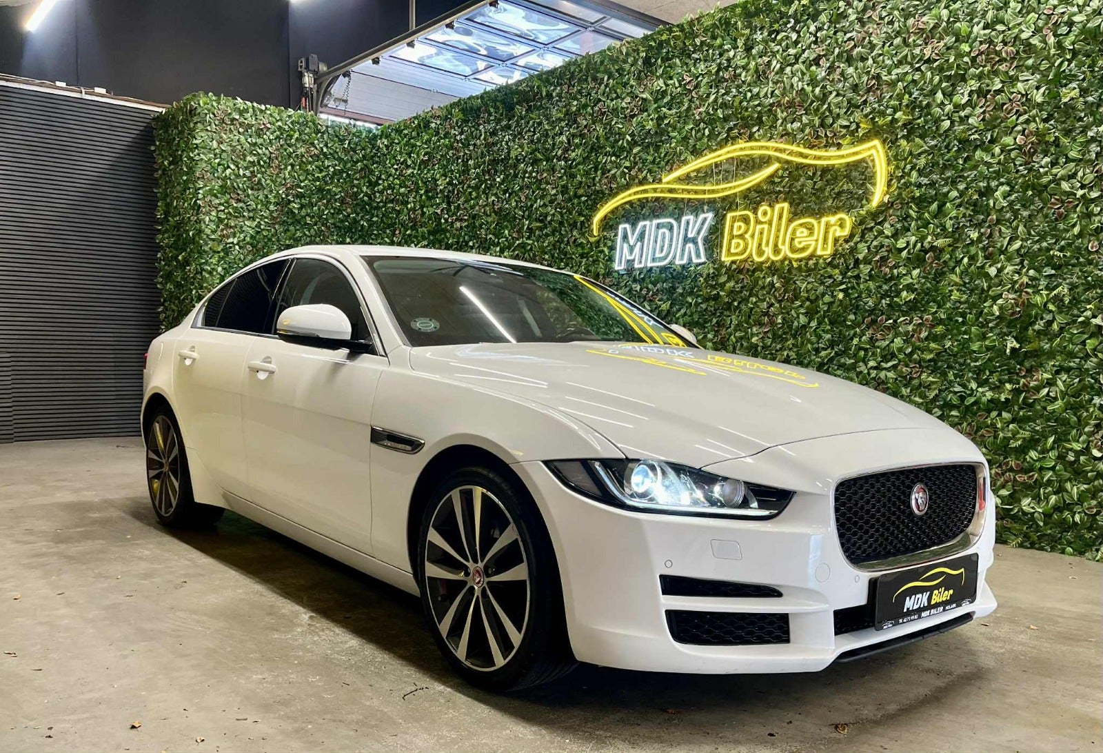 Billede af Jaguar XE 2,0 D180 Prestige aut.