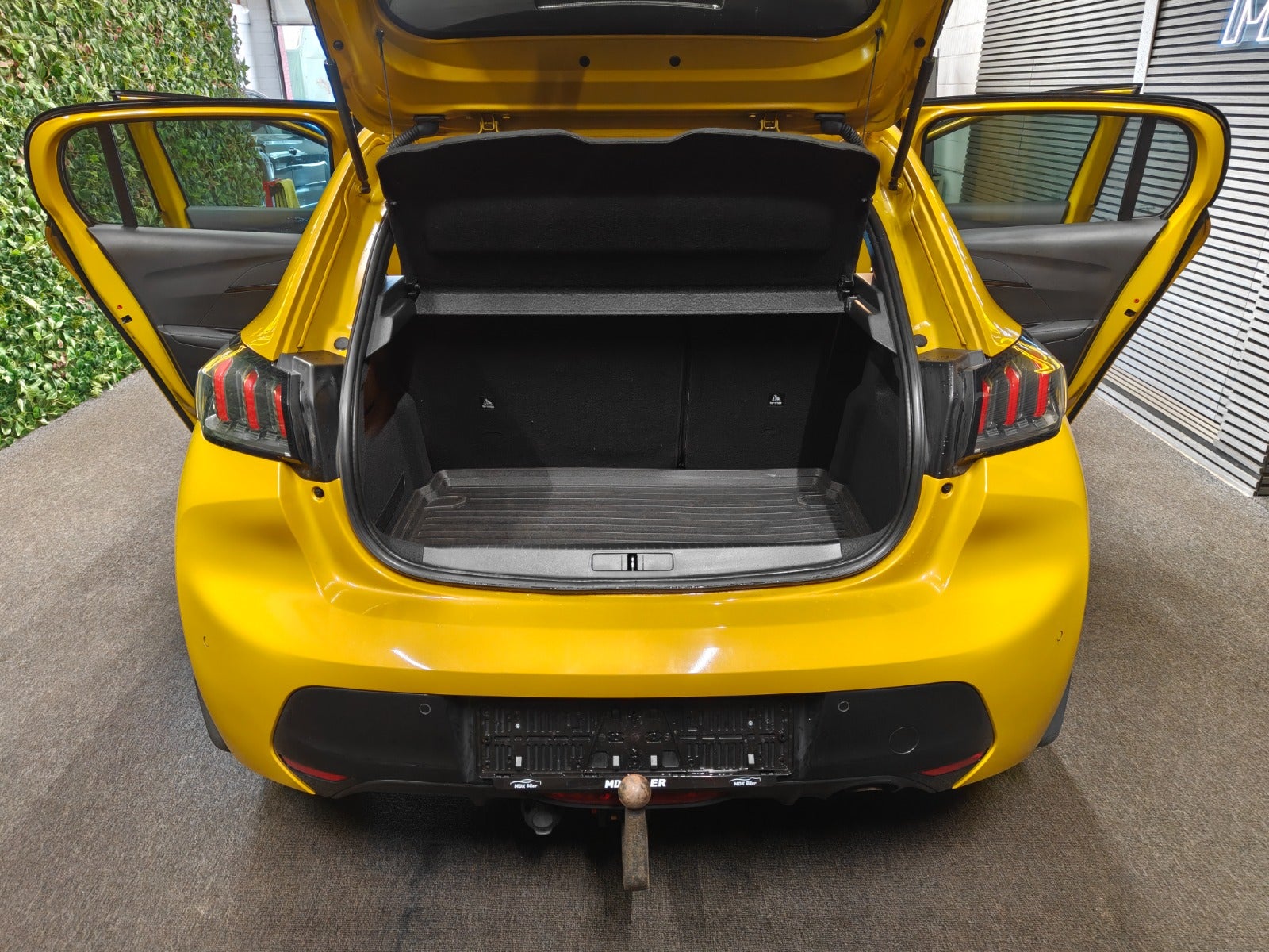 Billede af Peugeot 208 1,5 BlueHDi 100 Allure Sky