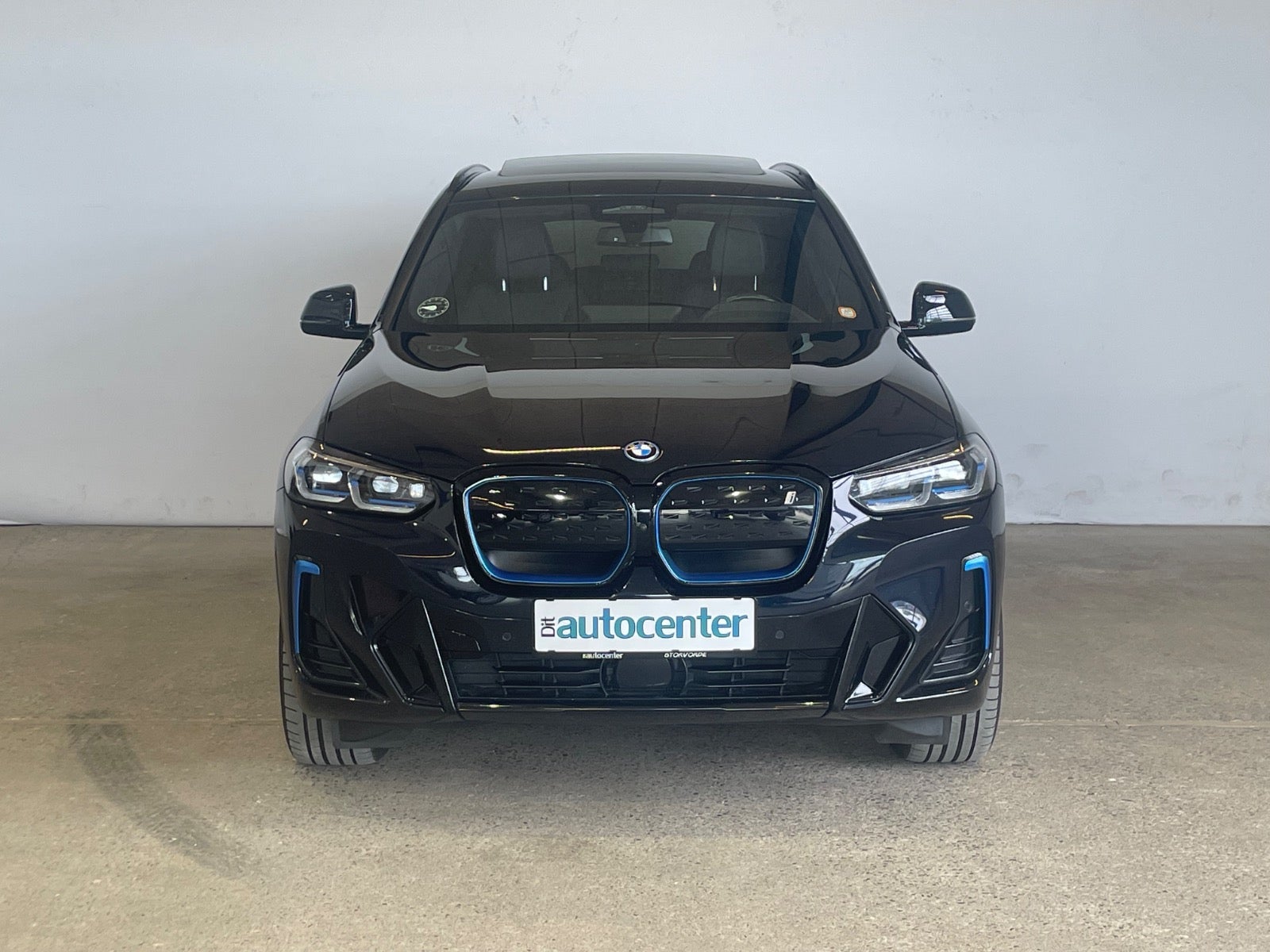 BMW iX3 Charged Plus M-Sport