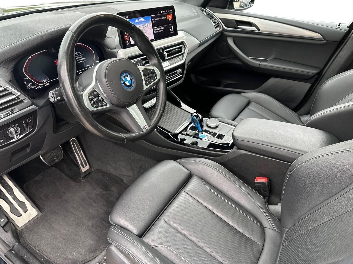 BMW iX3 Charged M-Sport billede 9