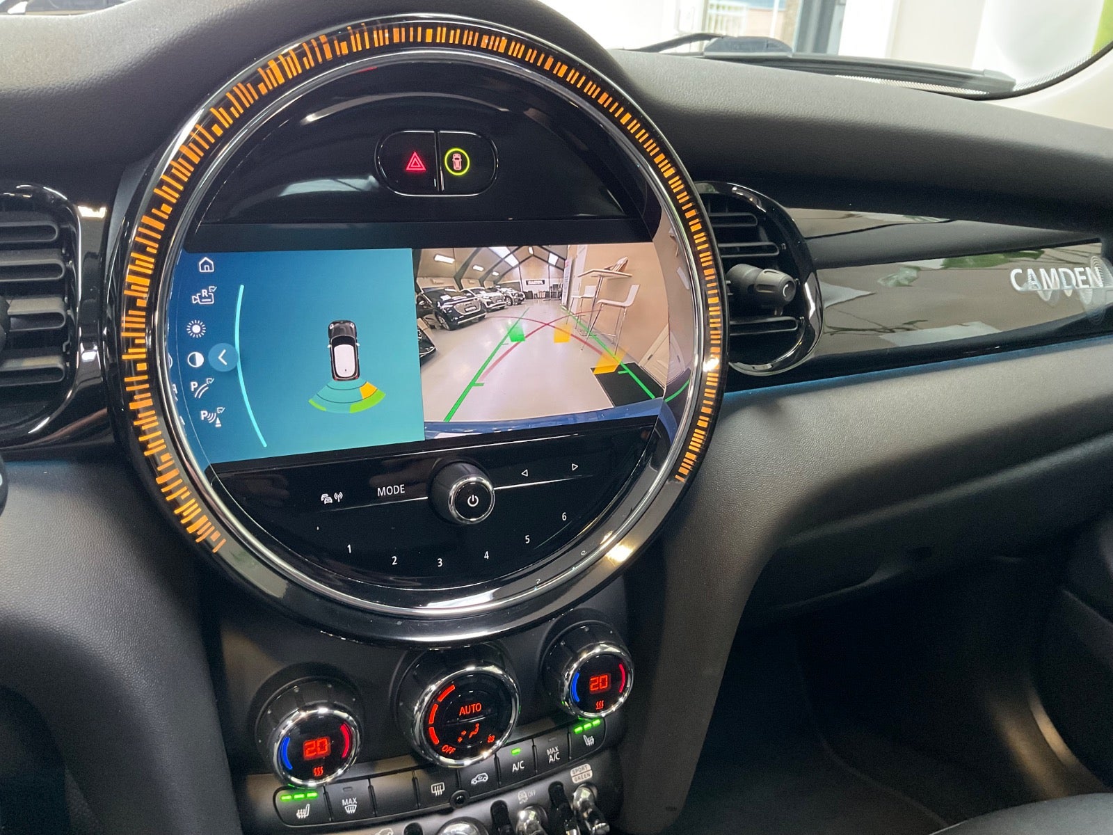 MINI Cooper SE Camden Edition 3d - 11
