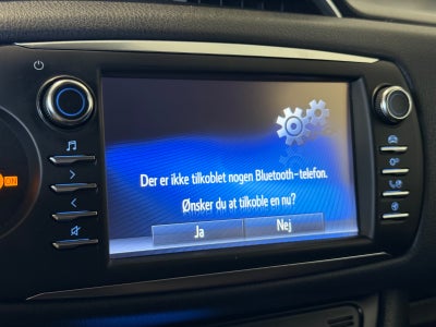 Toyota Yaris Hybrid H2 Exclusive e-CVT Van
