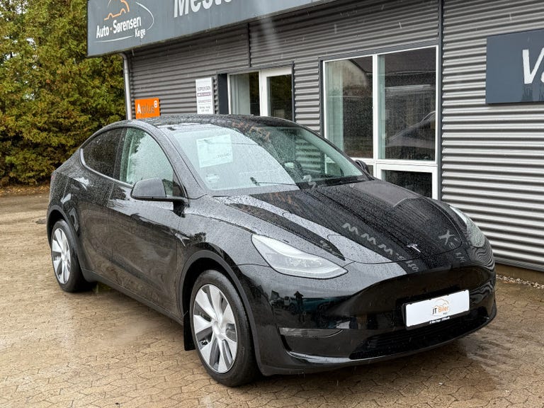 Tesla Model Y Long Range AWD