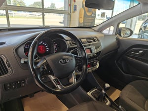 Kia Rio CVVT Limited