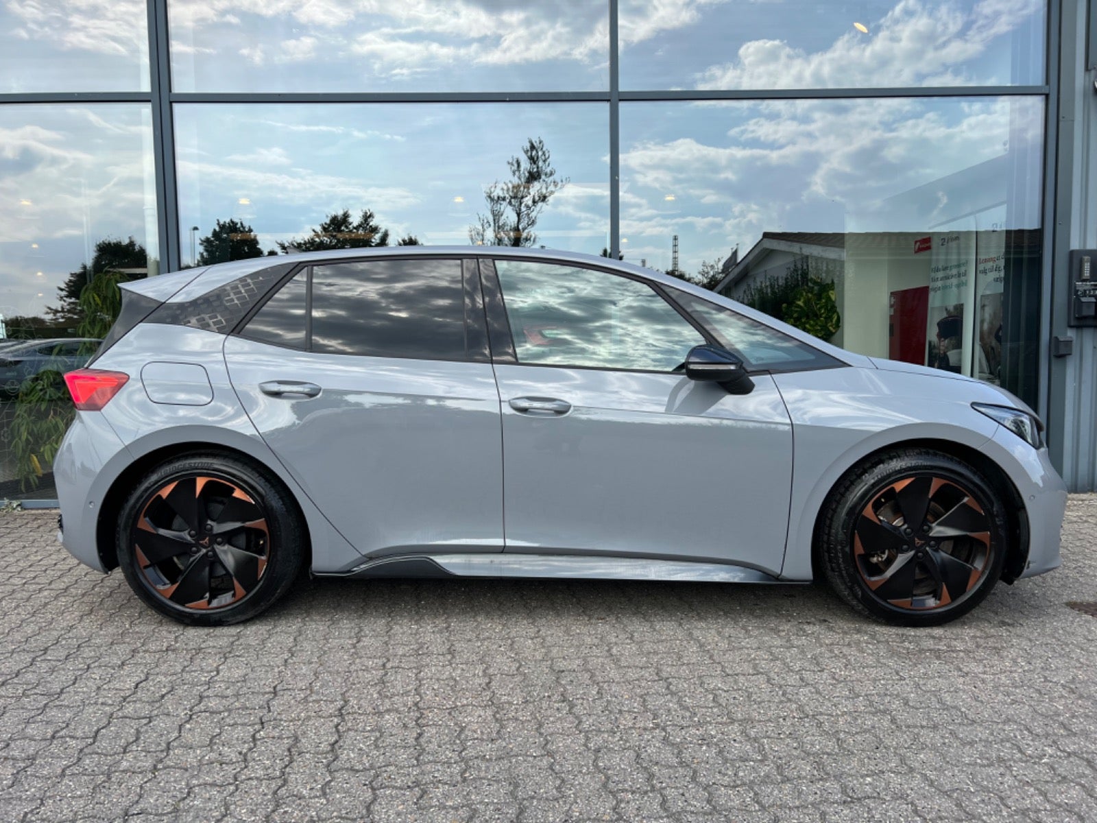 Cupra Born 2023