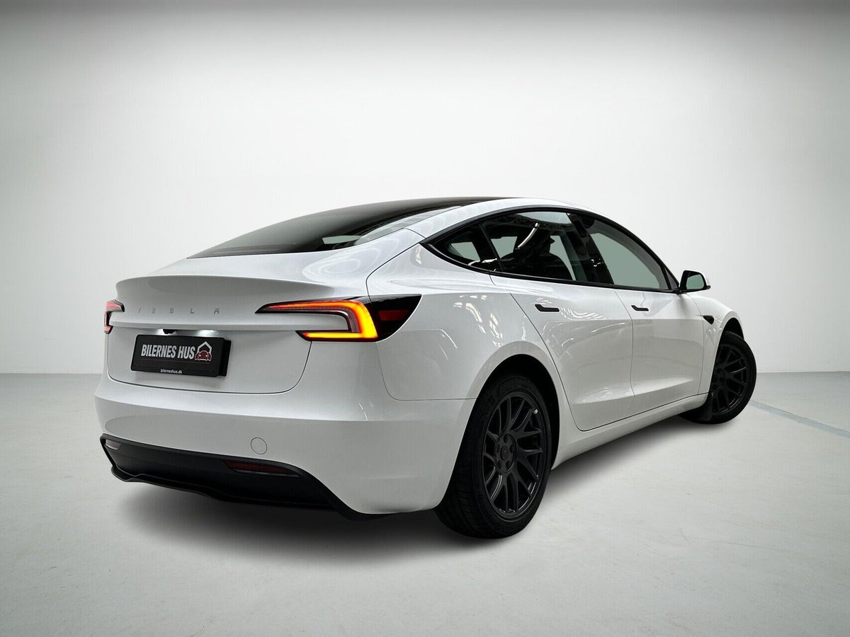 Tesla Model 3 RWD billede 2