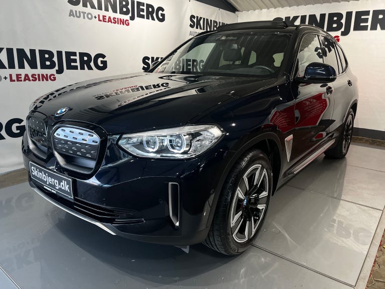 BMW iX3 Charged