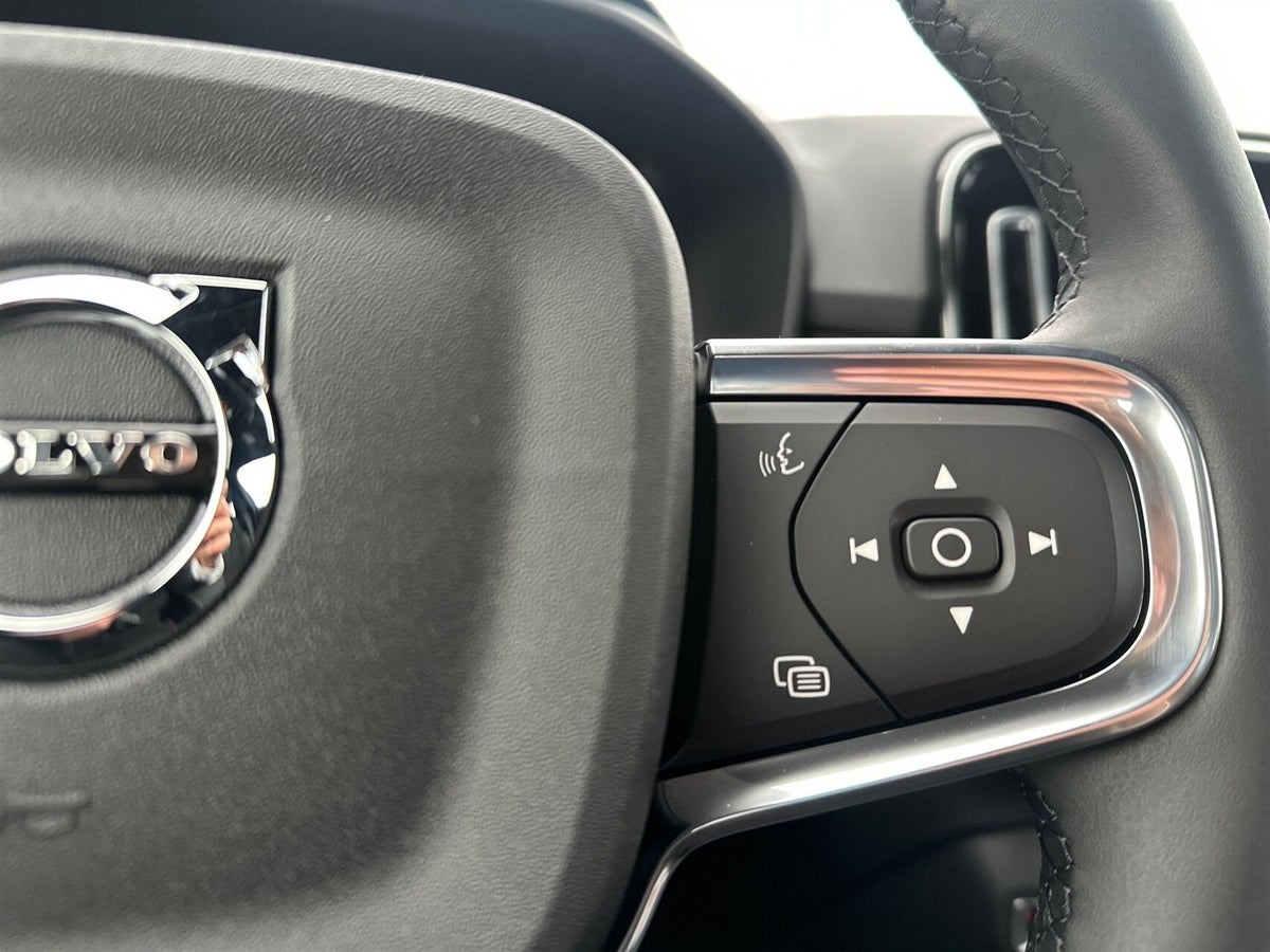 Volvo EX40 Extended Range Black Edition Excess billede 18