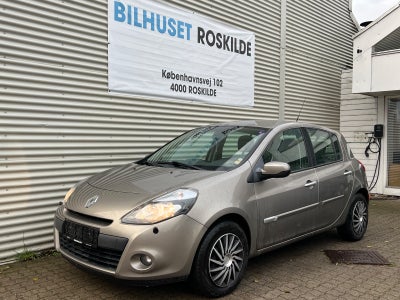 Renault Clio III 1,2 16V Authentique 5d