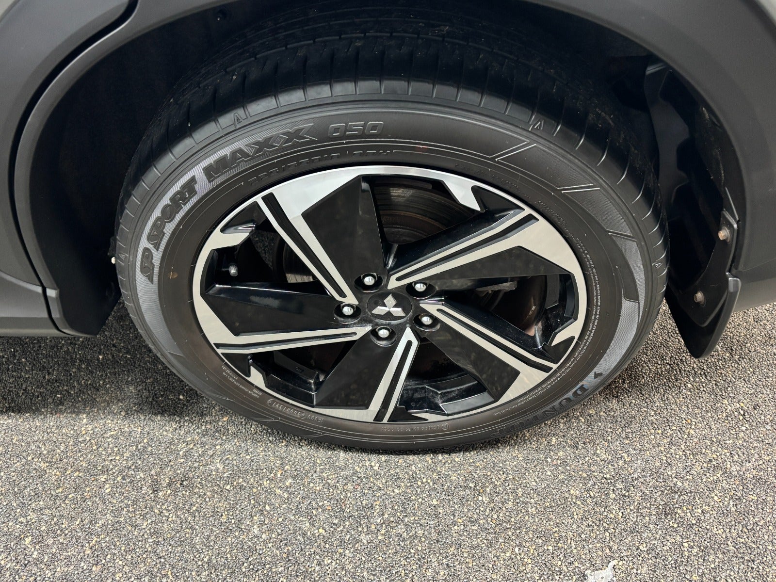 Billede af Mitsubishi Eclipse Cross 2,4 PHEV Intense CVT 4WD