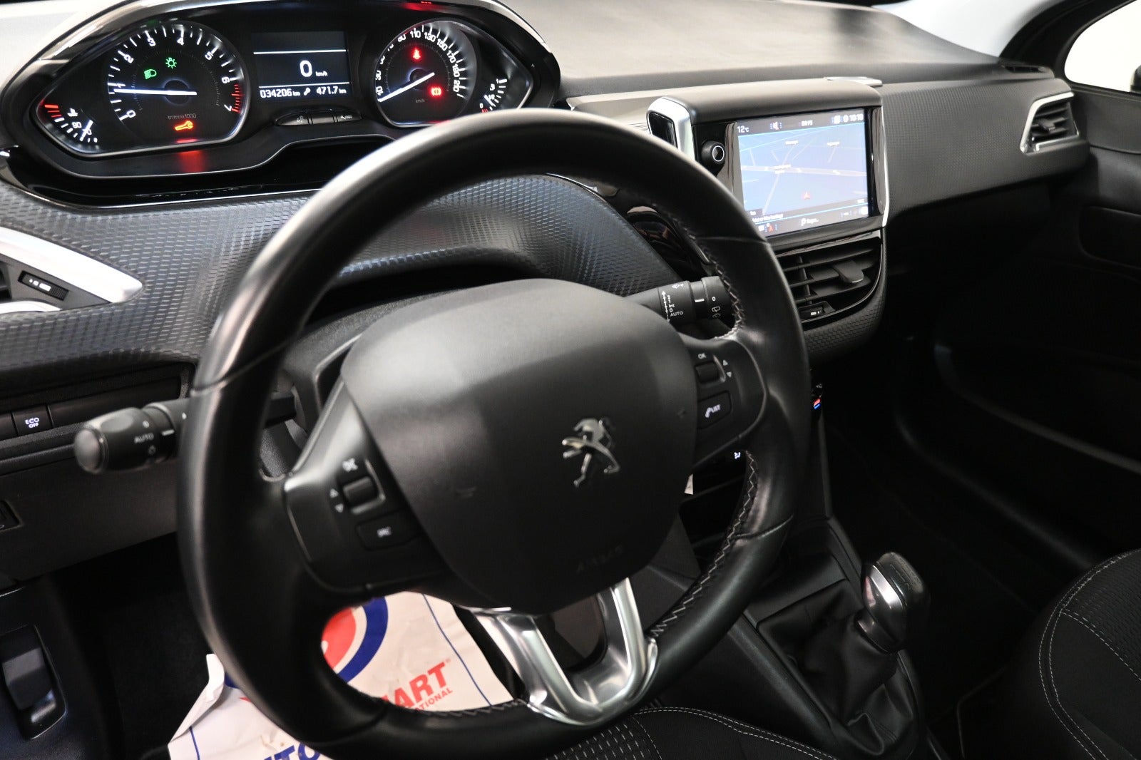 Peugeot 208 PureTech 82 Exclusive+