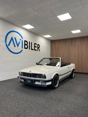 BMW 320i 2,0 Cabriolet 2d