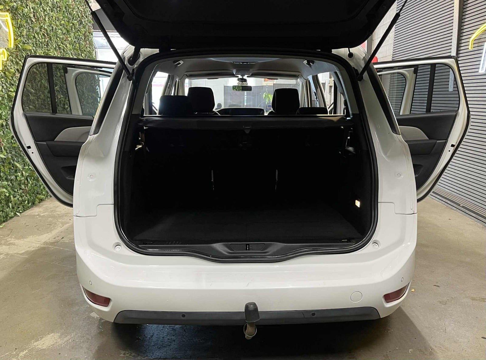 Billede af Citroën Grand C4 Picasso 2,0 BlueHDi 150 Exclusive 7prs