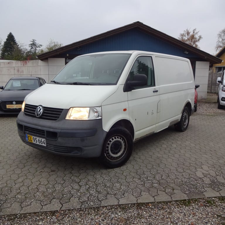 VW Transporter TDi 130 Kassevogn kort