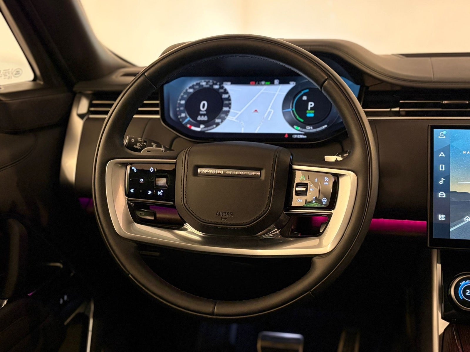 Land Rover – Range Rover