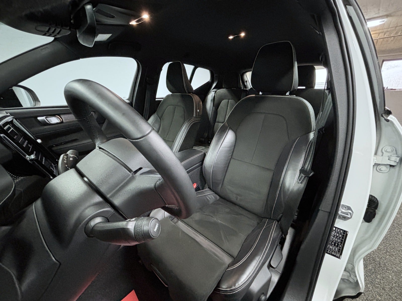 Billede af Volvo XC40 1,5 T5 ReCharge R-Design aut.