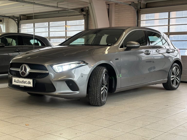 Mercedes A250 e Progressive aut.
