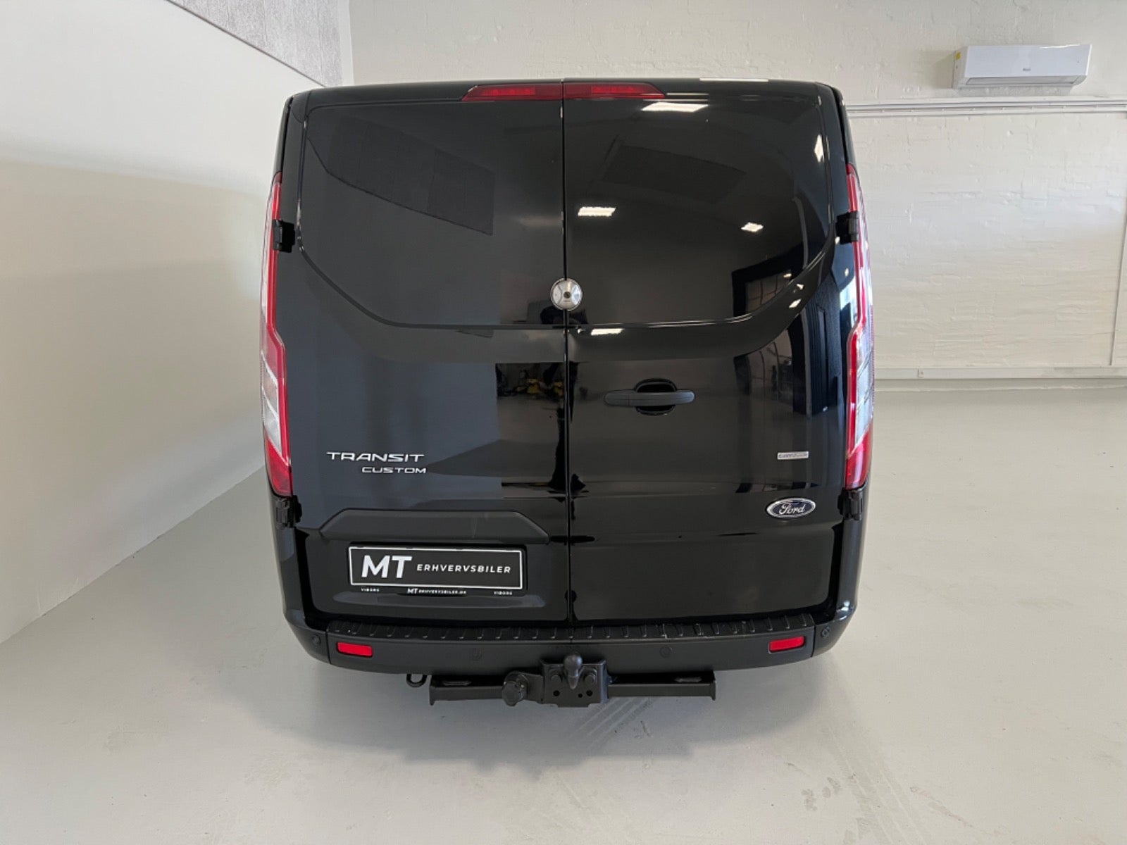 Billede af Ford Transit Custom 300L 2,0 TDCi 130 Trend
